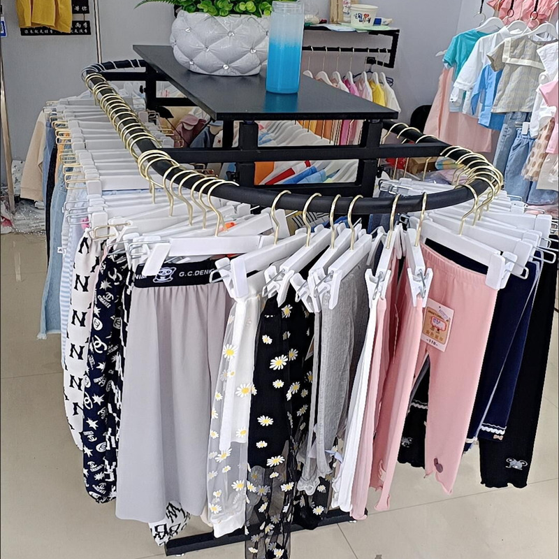 Furniture Hardware Store - Rak Display Lantai Oval Toko Pakaian